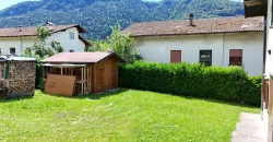 VILLETTA BIFAMILIARE CON GIARDINO