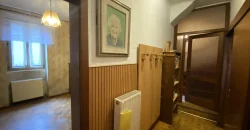 PORZIONE DI CASA CON TERRAZZO, IN PIENO CENTRO