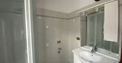 PORZIONE DI CASA CON TERRAZZO, IN PIENO CENTRO