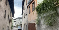PORZIONE DI CASA CON TERRAZZO, IN PIENO CENTRO