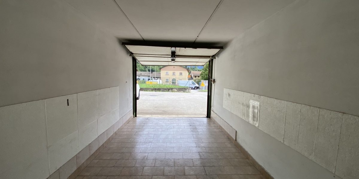 BOX AUTO SINGOLO IN VENDITA