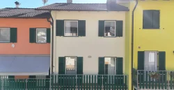 VILLETTA A SCHIERA CENTRALE, PRONTA DA ABITARE – SPAZI, COMFORT E FUNZIONALITÀ