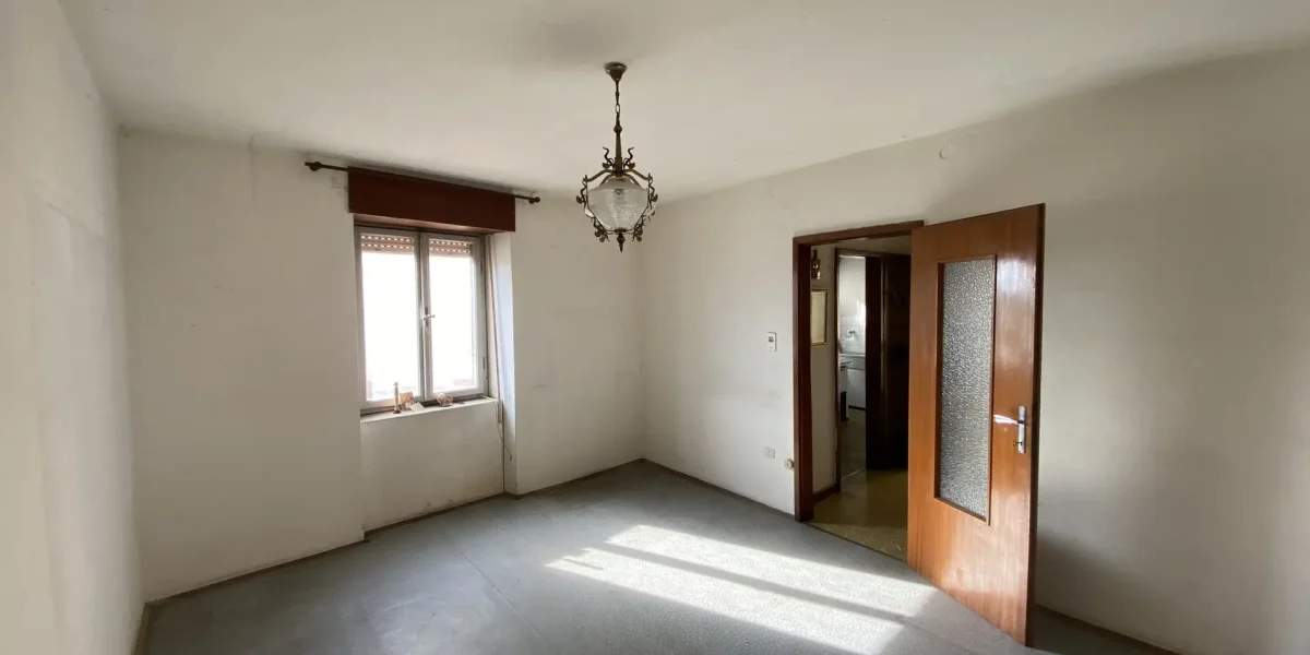 PORZIONE TERRA/CIELO CON VISTA