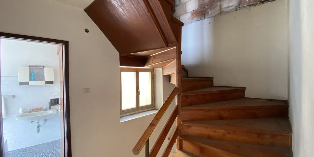 PORZIONE TERRA/CIELO CON VISTA