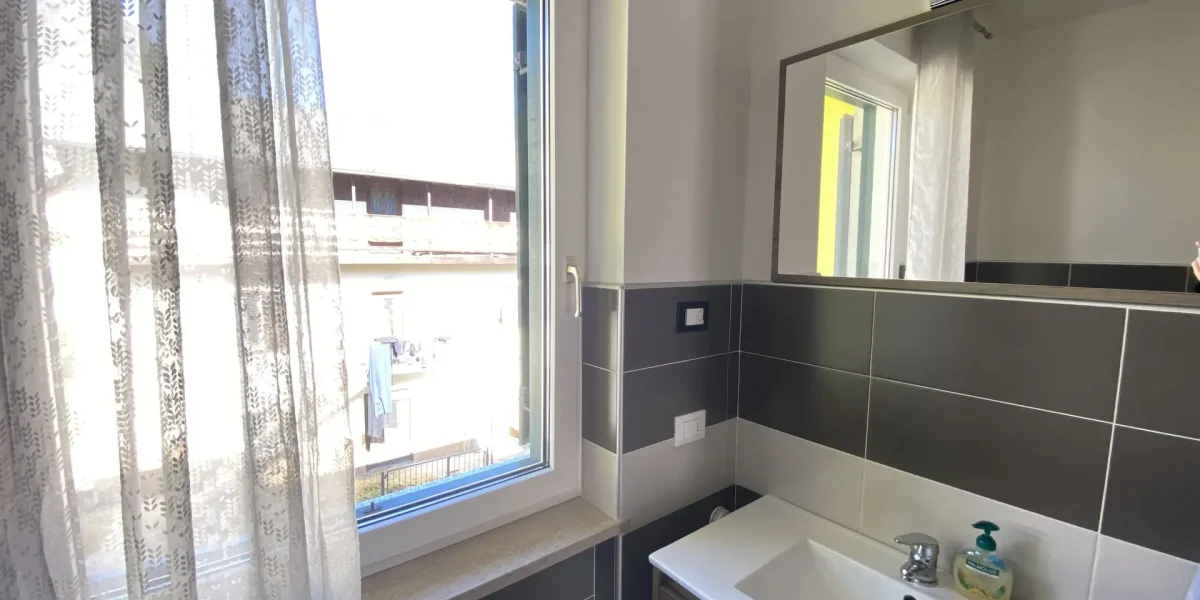 VILLETTA A SCHIERA CENTRALE, PRONTA DA ABITARE – SPAZI, COMFORT E FUNZIONALITÀ